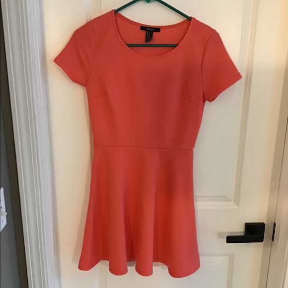 Forever 21 - Juniors - Coral S/S Dress - Sz Small - Picture 1 of 7